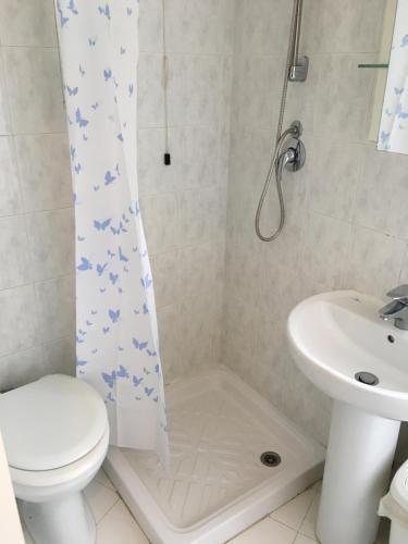 Hotel Azzurro Варацце Экстерьер фото